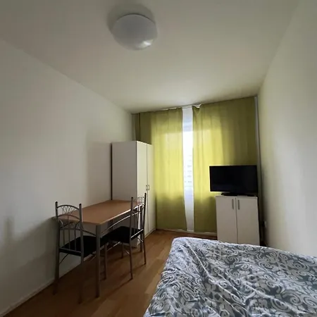 아파트 Fuer Touristen Und Arbeiter