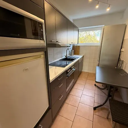 아파트 Fuer Touristen Und Arbeiter